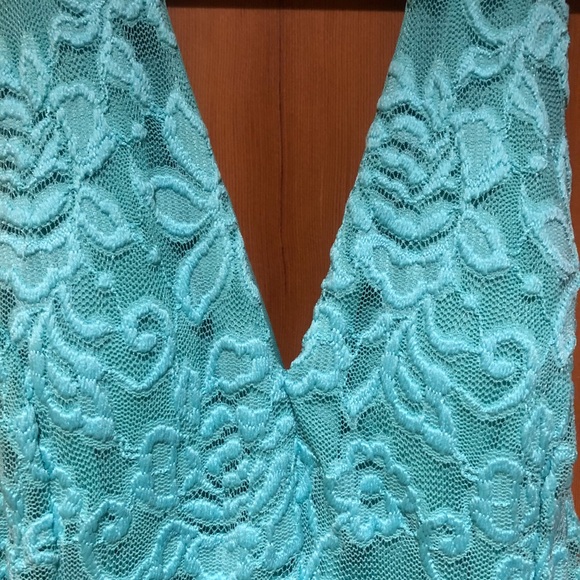 La Scala | NWT Lace halter dress - Picture 5 of 8